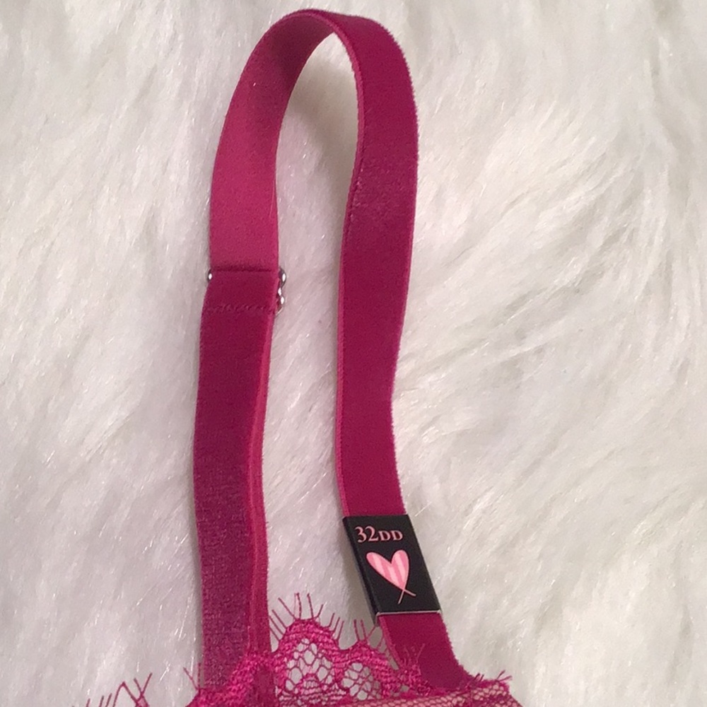 Victoria’s Secret -Sz 32DD / 32E - Dream Angel bra - Picture 4 of 7